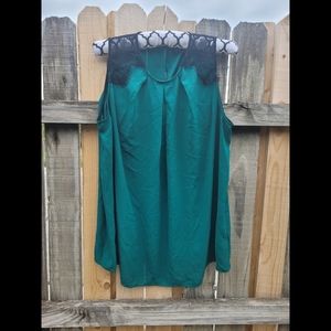 Mossimo emerald tank with black lace shoulders flowy size XL
